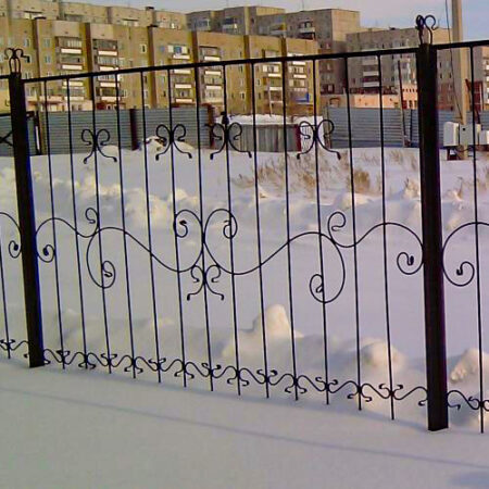 Элемент ограды забора