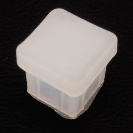 Внутренняя Заглушка на  профильную трубу размером: 20*20,25*25,40*20,50*25